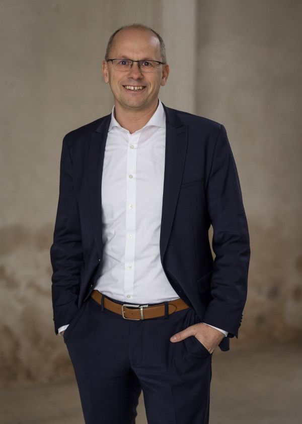 Adrian Weiß